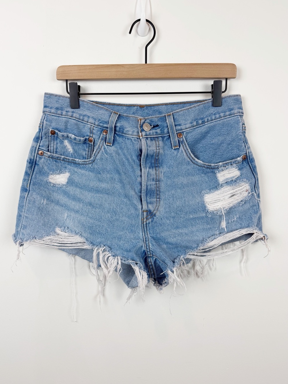 Levis 501 Original Womens Cut Off Denim Shorts Blue Medium Wash W30 Western Boho